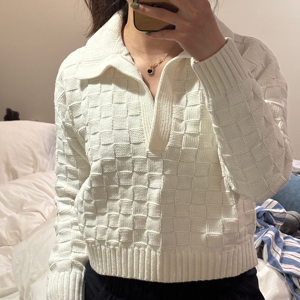 Abercrombie & Fitch Cream V-Neck Knit Polo Sweater